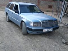 Сүрөт унаа Mercedes-Benz W124