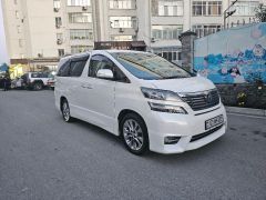 Сүрөт унаа Toyota Vellfire