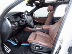 Photo of the vehicle BMW X5