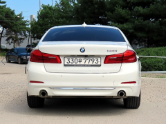 Фото авто BMW 5 серии