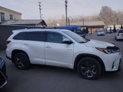 Фото авто Toyota Highlander