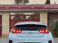 Фото авто Hyundai Veloster