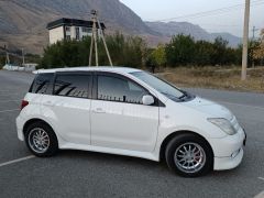 Photo of the vehicle Toyota Ist