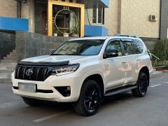 Сүрөт унаа Toyota Land Cruiser Prado