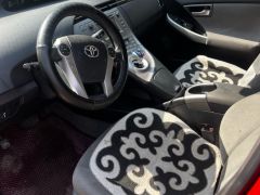 Фото авто Toyota Prius