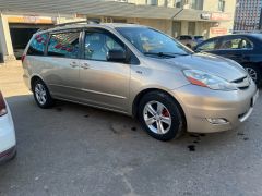 Фото авто Toyota Sienna