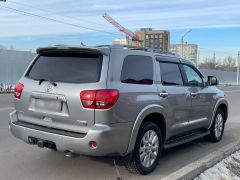 Сүрөт унаа Toyota Sequoia