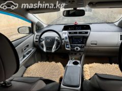 Фото авто Toyota Prius v (+)