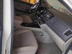 Photo of the vehicle Kia Carnival