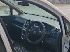 Сүрөт унаа Honda Stream