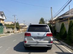 Сүрөт унаа Toyota Land Cruiser