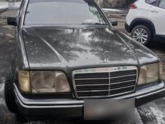 Сүрөт унаа Mercedes-Benz W124