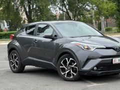 Сүрөт унаа Toyota C-HR