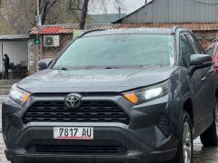 Photo of the vehicle Toyota RAV4