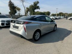 Сүрөт унаа Toyota Prius