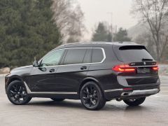 Фото авто BMW X7