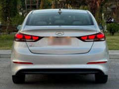 Фото авто Hyundai Elantra