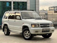 Сүрөт унаа Isuzu Bighorn