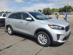 Сүрөт унаа Kia Sorento