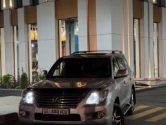 Photo of the vehicle Lexus LX