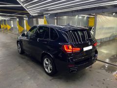 Photo of the vehicle BMW X5