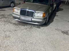 Сүрөт унаа Mercedes-Benz W124