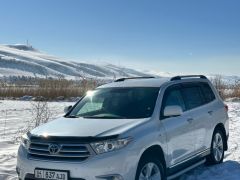 Сүрөт унаа Toyota Highlander