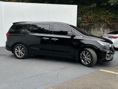 Photo of the vehicle Kia Carnival