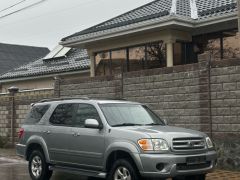 Photo of the vehicle Toyota Sequoia