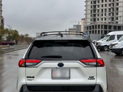 Сүрөт унаа Toyota RAV4