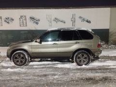 Photo of the vehicle BMW X5