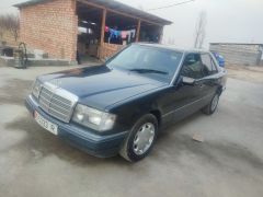 Сүрөт унаа Mercedes-Benz W124