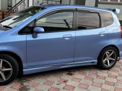 Фото авто Honda Fit