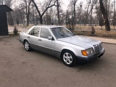 Фото авто Mercedes-Benz W124