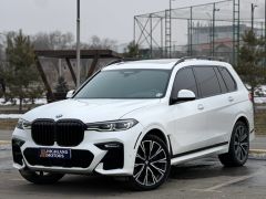 Photo of the vehicle BMW X7