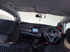 Фото авто Honda Fit