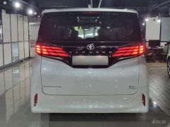 Сүрөт унаа Toyota Alphard