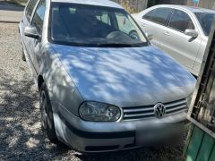 Photo of the vehicle Volkswagen Golf