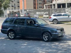 Сүрөт унаа Volkswagen Golf