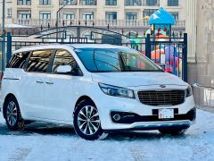 Фото авто Kia Carnival