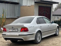 Photo of the vehicle BMW 5 Series