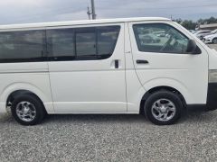 Фото авто Toyota Hiace