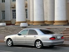 Photo of the vehicle Mercedes-Benz E-Класс