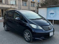 Фото авто Honda Freed