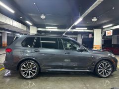 Фото авто BMW X7