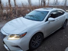 Photo of the vehicle Lexus ES