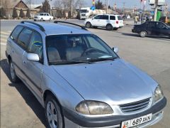 Фото авто Toyota Avensis