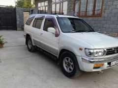 Сүрөт унаа Nissan Terrano