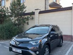 Сүрөт унаа Toyota RAV4