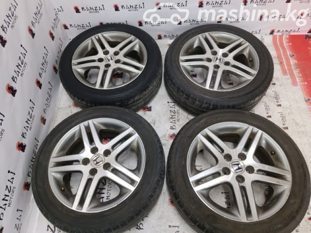 Wheel rims - Диск R17 5x114.3 с шиной